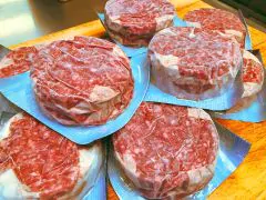 burger paddies - wagyu beef